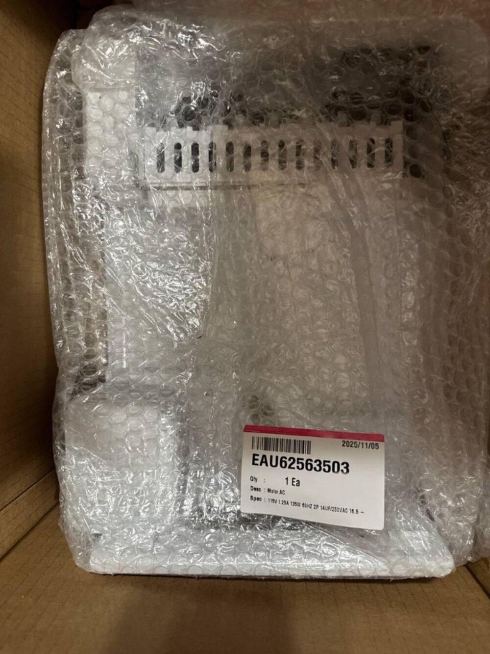 EAU62563503 ice maker BRAND NEW ORIGINAL with receipt SEALED